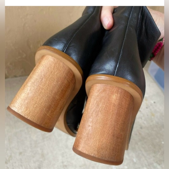 1.State Black Leather Ankle Boots - Picture 4 of 8